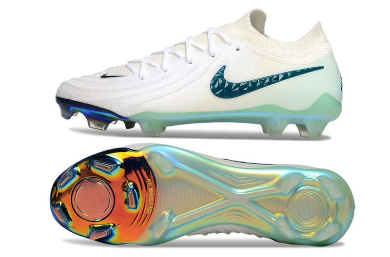 CHUTEIRA NIKE PHANTOM GX2 ELITE CAMPO