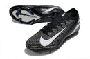 CHUTEIRA NIKE MERCURIAL VAPOR 16 ELITE CAMPO - PRETA E BRANCO