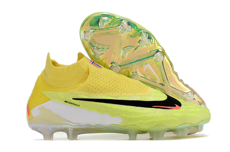CHUTEIRA NIKE PHANTOM GX ELITE CAMPO