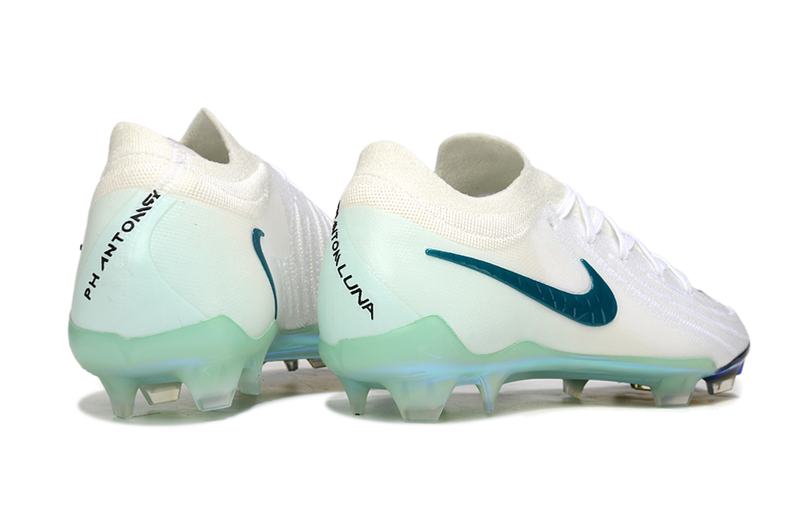 CHUTEIRA NIKE PHANTOM GX2 ELITE CAMPO
