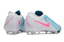 Chuteira Campo Nike Phantom GX 2 Elite FG Cinza, Azul e Rosa
