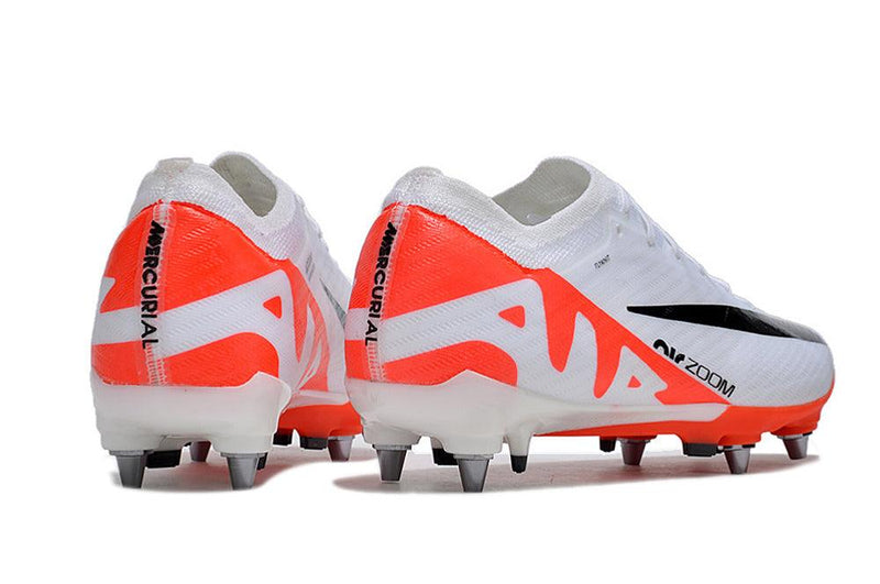 Chuteira Trava Mista Nike Air Zoom Mercurial Vapor 15 Elite Trava Mista Branca e Laranja "Ready Pack"