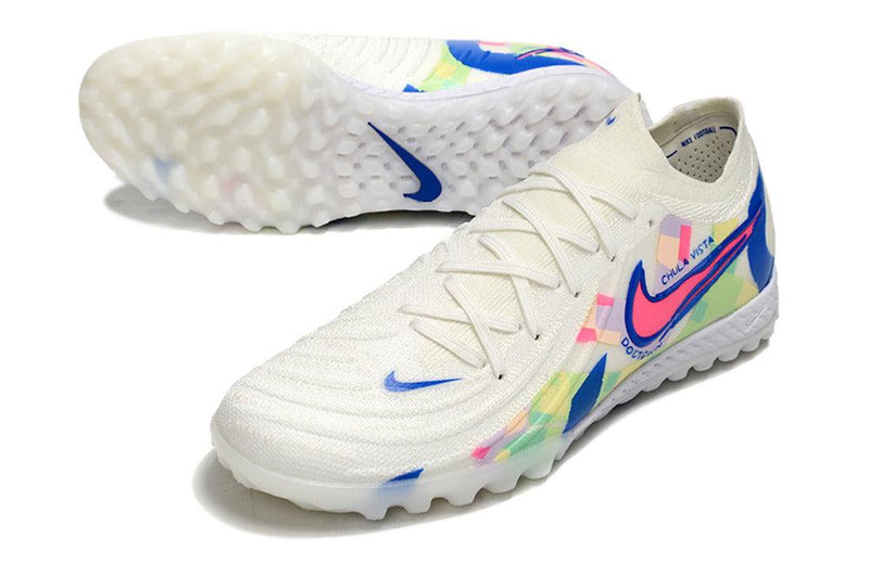 Chuteira Society Nike Phantom GX 2 Elite TF Branca, Azul e Rosa