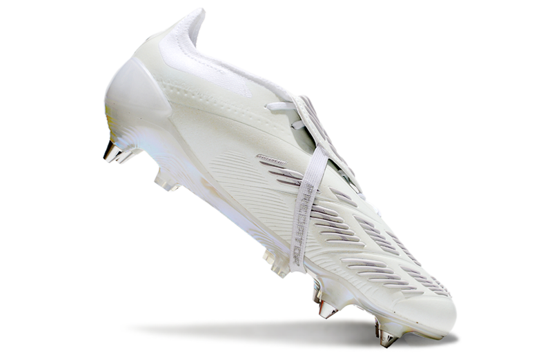 Chuteira Adidas Predator Trava Mista