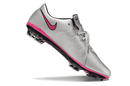 Chuteira Campo Nike Retrô Mercurial Vapor 10 FG Prata e Rosa